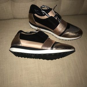 Brand new Steve Madden sneakers.